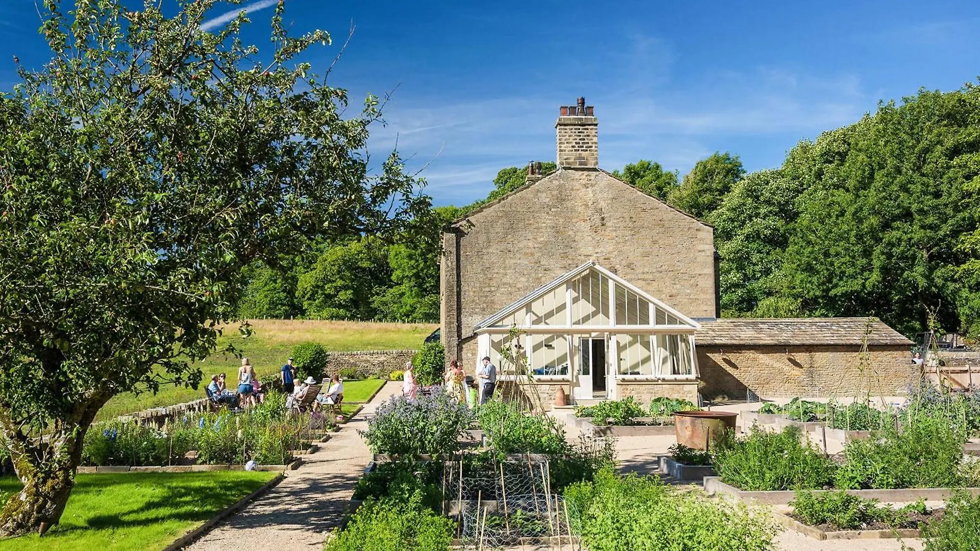 Willa The Manse - Uk42249 Broughton
